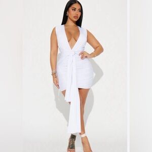 NWT Elegant White Ruched Tie Bachelorette Bridal Dress